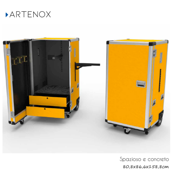 Cassone giallo - Finiture cromate